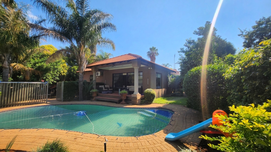 3 Bedroom Property for Sale in Wilkoppies North West